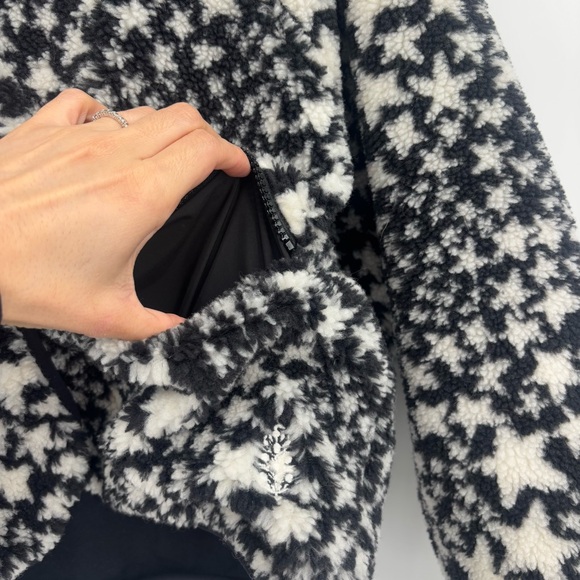 Free People Movement Hit the Slopes Jacket Star Print - Picture 6 of 9